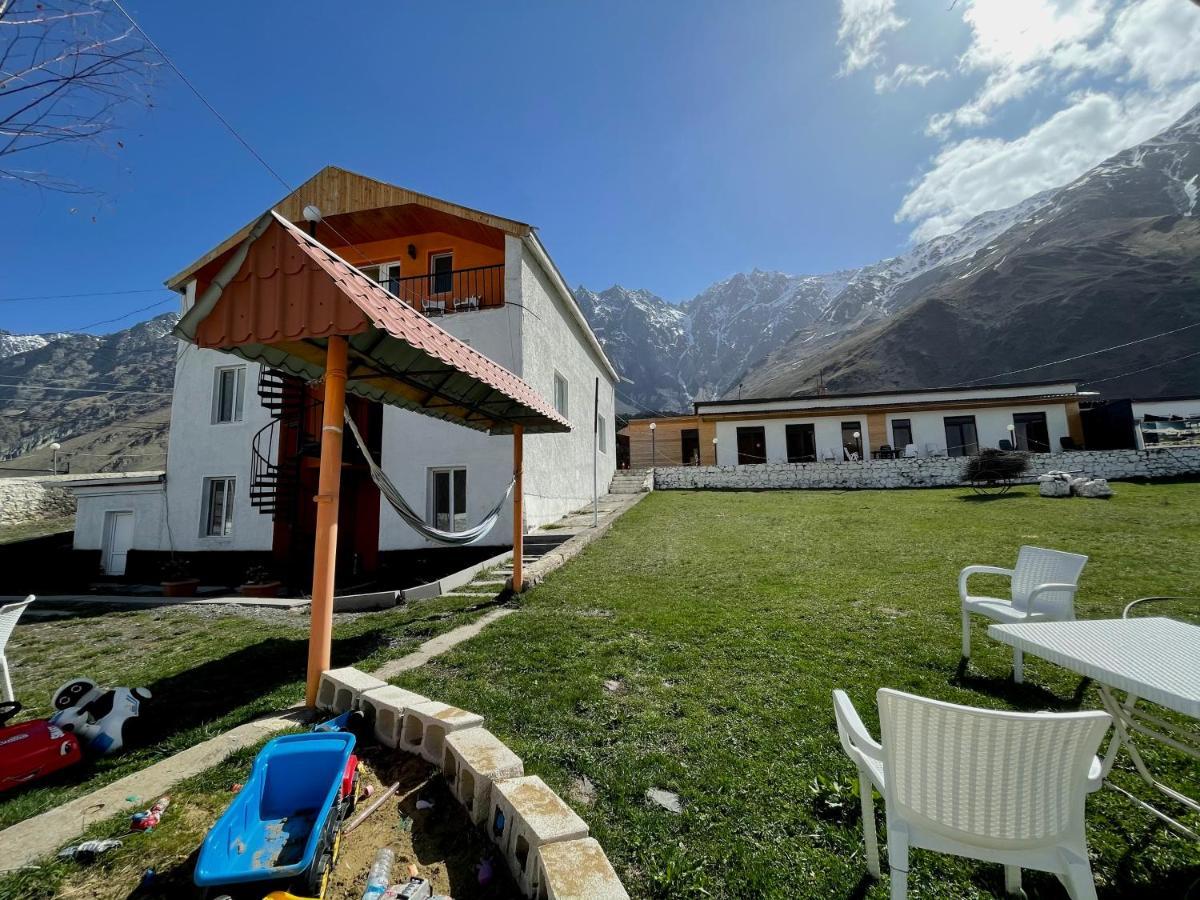 Hotel Noa Kazbegi מראה חיצוני תמונה