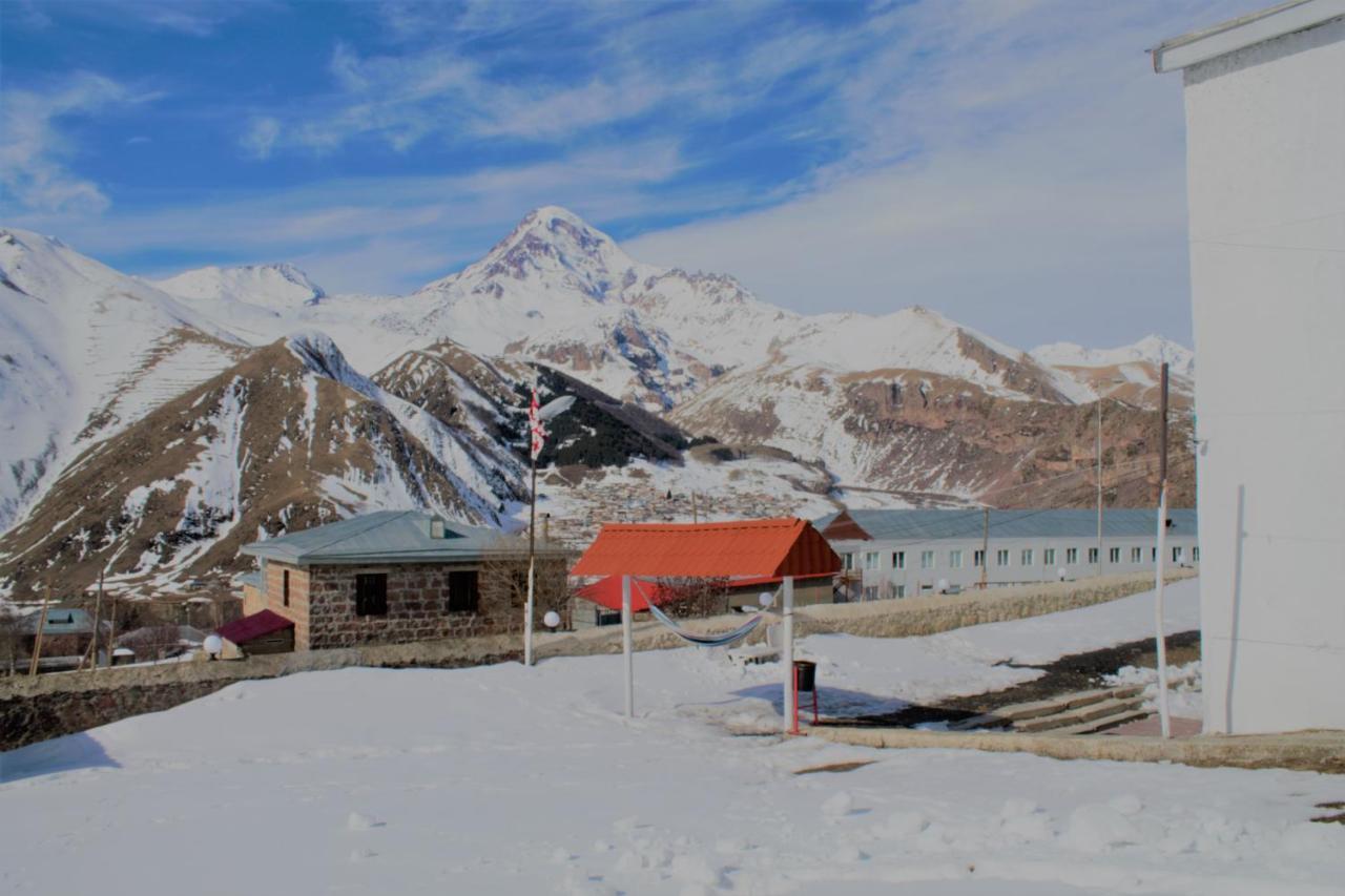Hotel Noa Kazbegi מראה חיצוני תמונה
