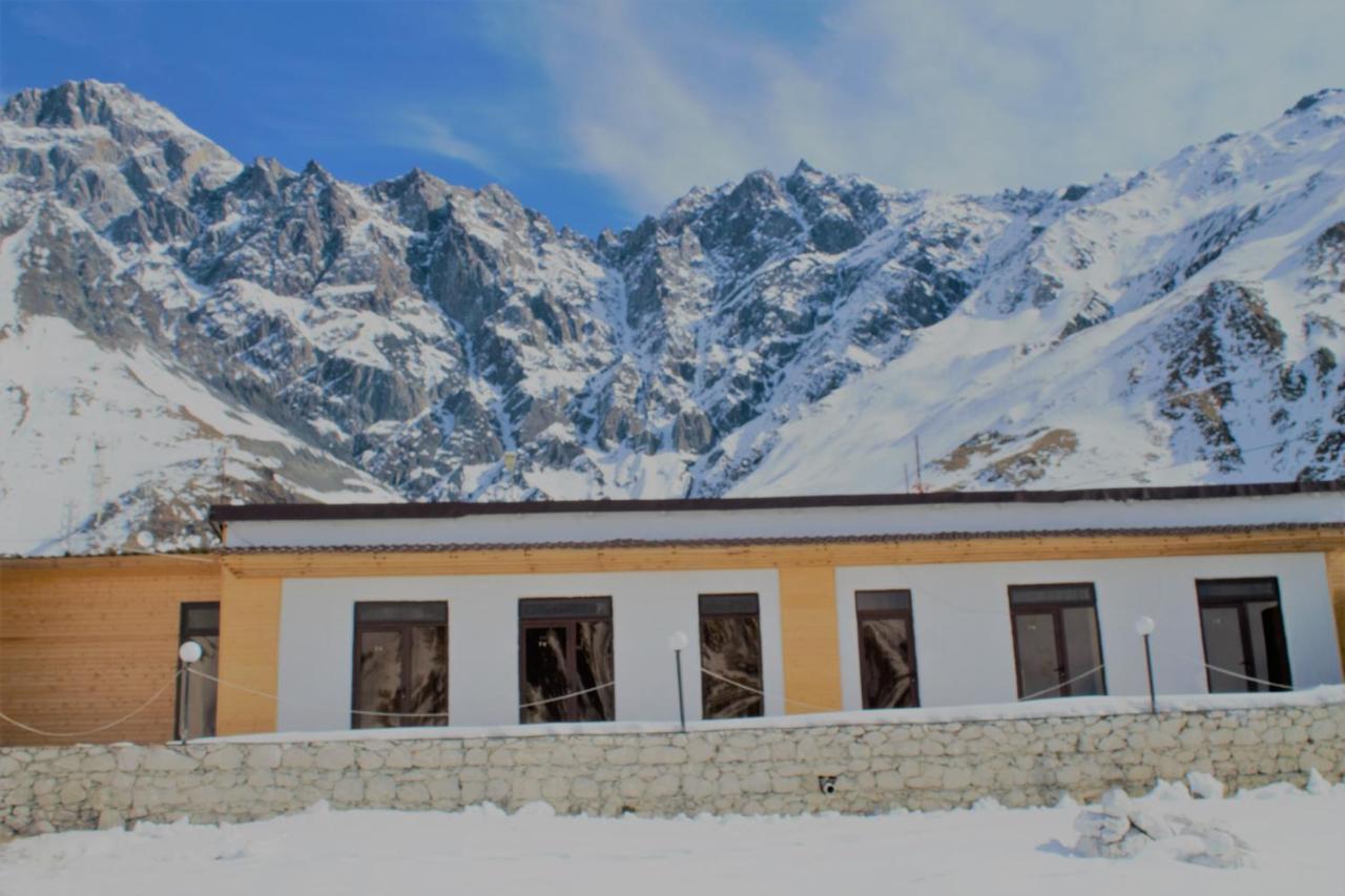 Hotel Noa Kazbegi מראה חיצוני תמונה